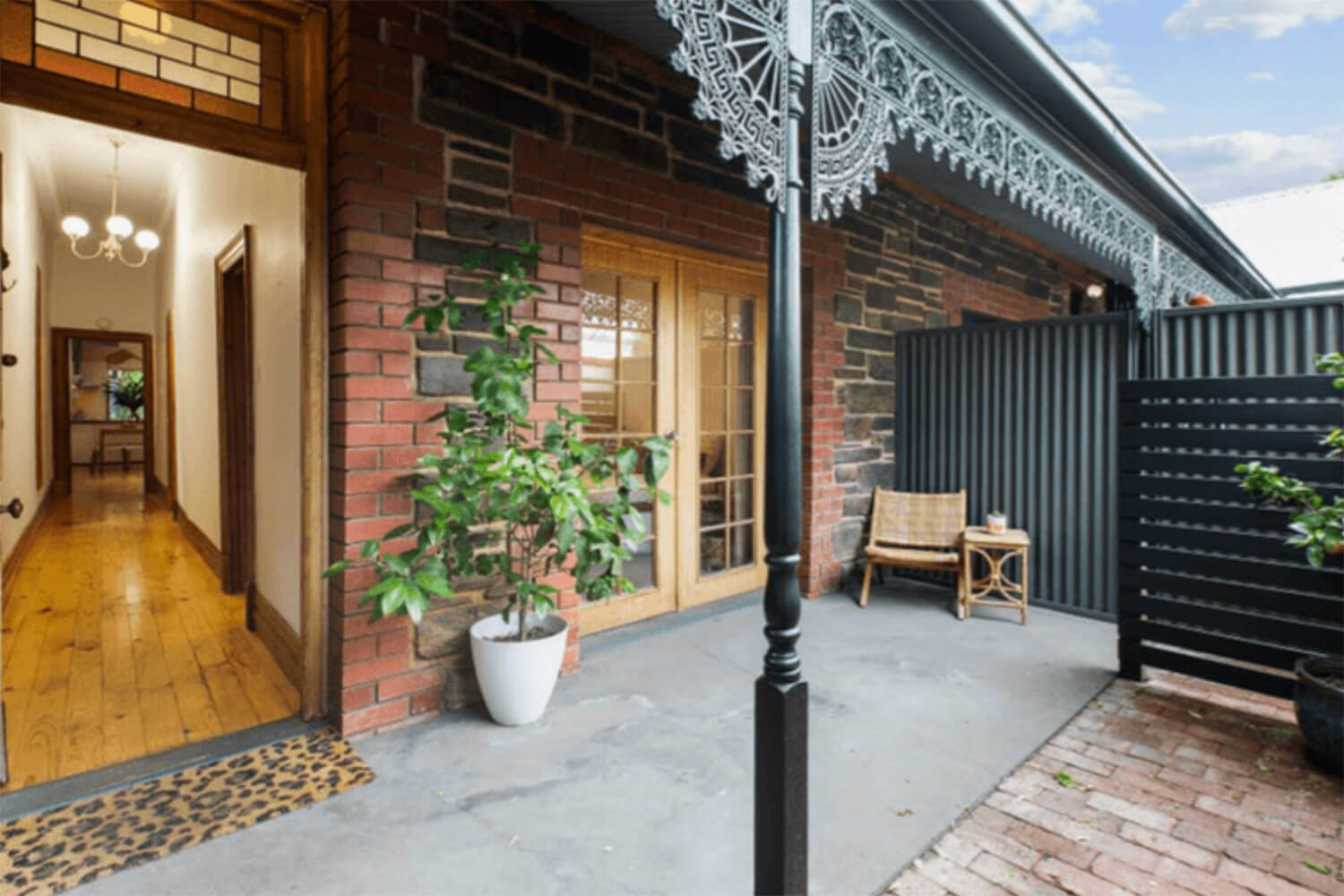 Chinner Avenue, Parkside